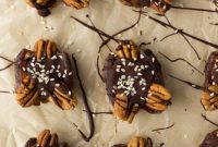 4-Ingredient Tahini Date Bites