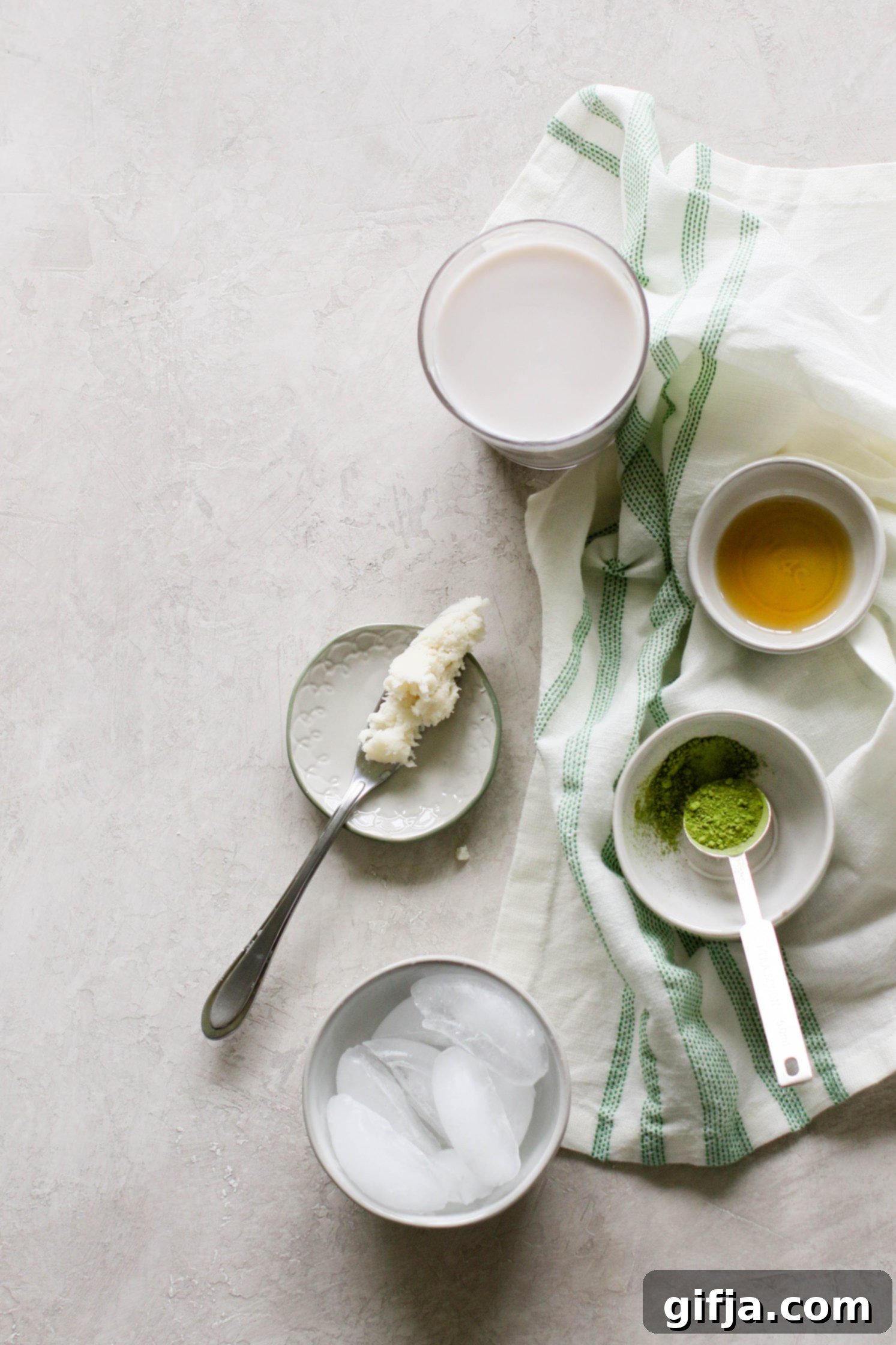 Easy Iced Almond Milk Matcha Latte Recipe