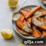 Limonlu Tahinli Yağsız Fırın Tatlı Patates Kızartması 9 Oil-Free Sweet Potato Fries with Lemon & Tahini