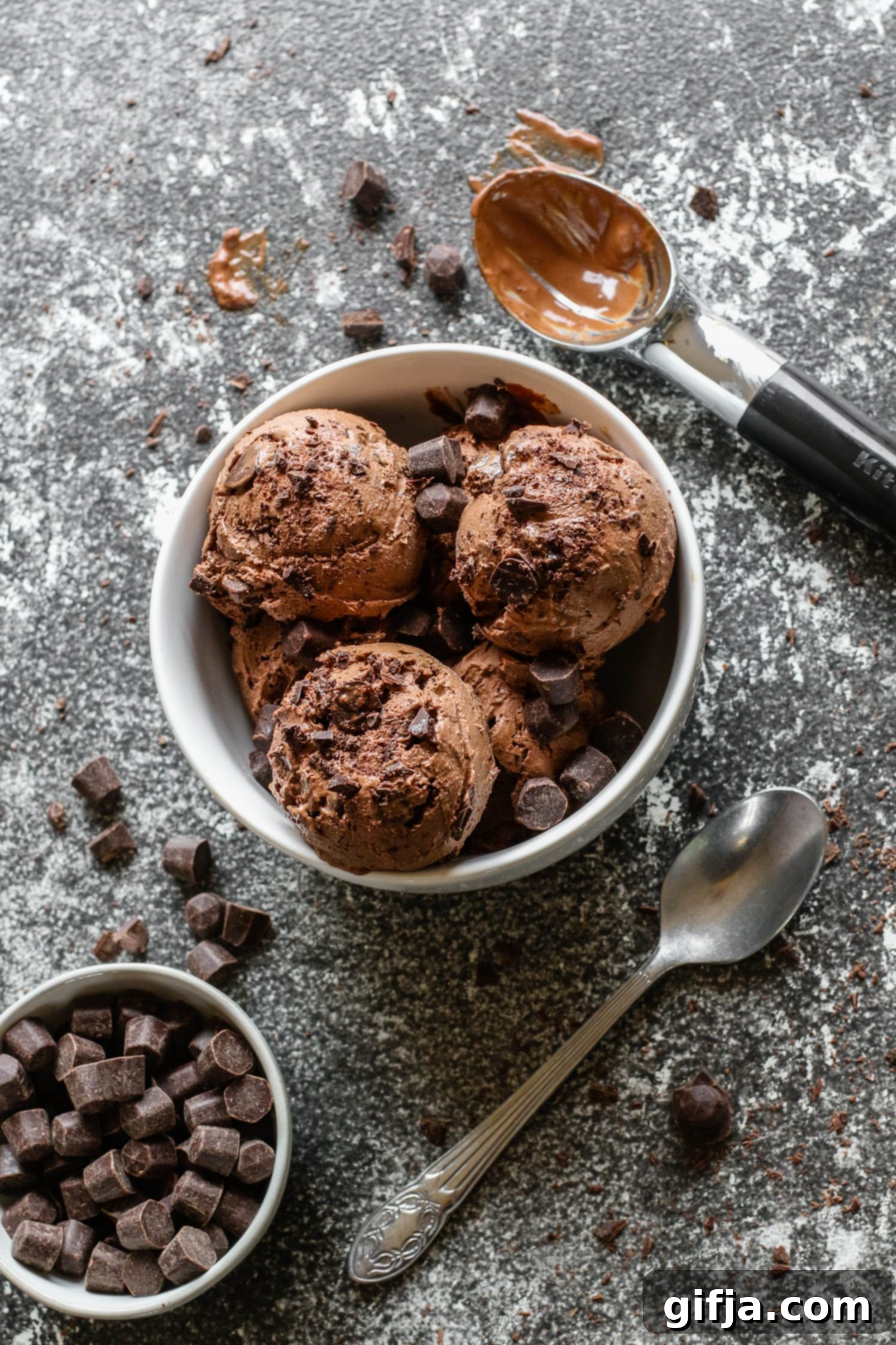 Effortless Chocolate Chunk Ice Cream 63 Rich No-Churn Vegan Chocolate Chunk Ice Cream by Flora & Vino
