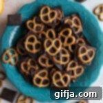 Zesty Orange Chocolate Pretzel Bark 15 img 31735 14