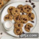 Gourmet Vegan Chocolate Chunk Cookies 15 img 33204 14